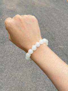 入坑的第一条和田玉白玉手串 求鉴赏